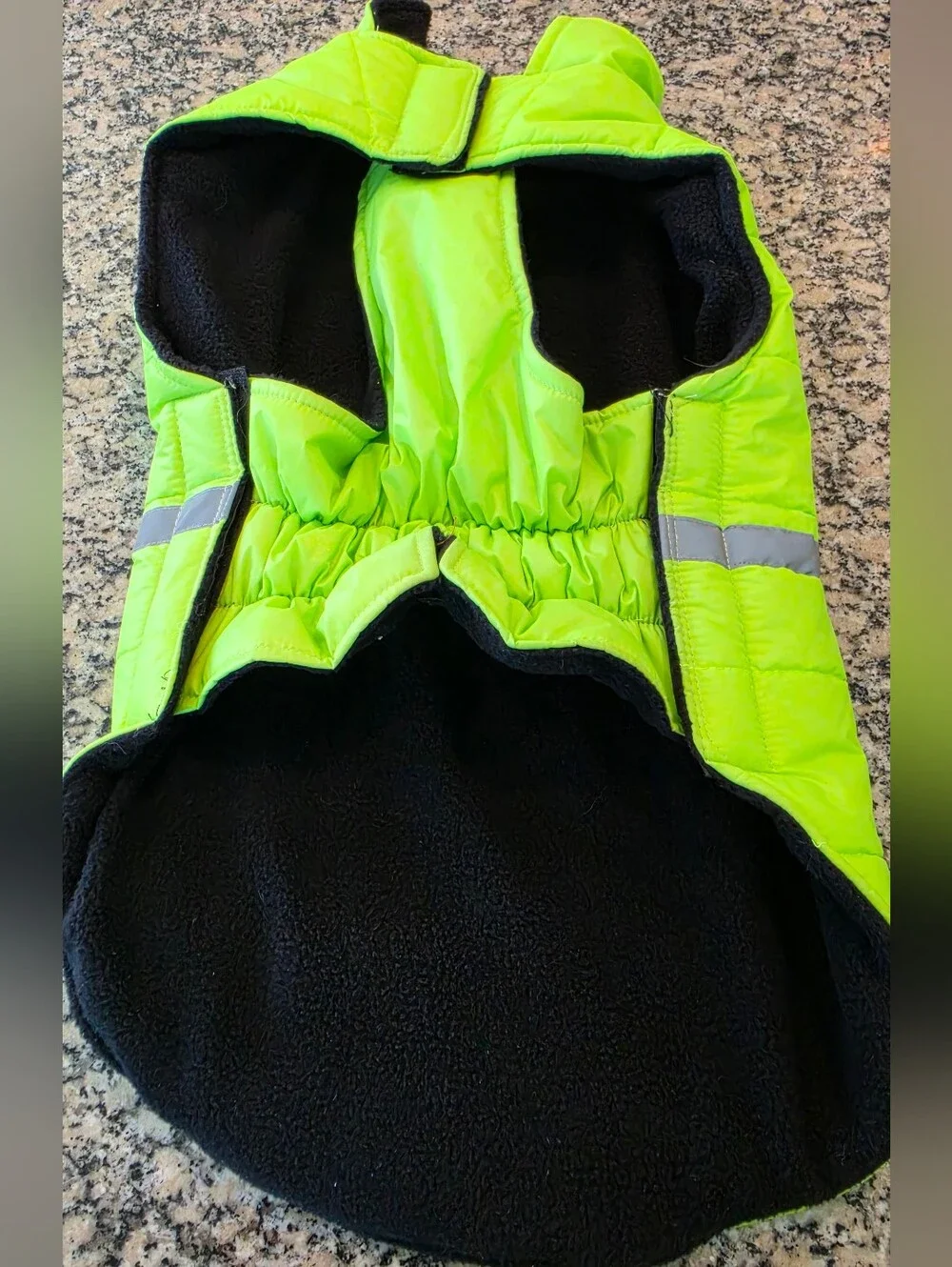 TRU-CANINE Hi Vis Reflective Insulated Dog Puffer Coat Neon Green
